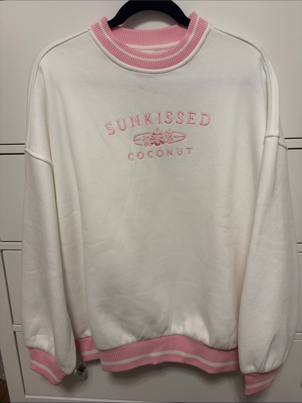 Sunkissed Coconut Women's White & Pink Ribbed Crewneck Sweater